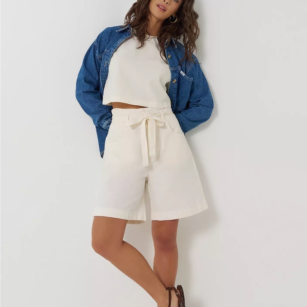 LEE JEANS WOMEN'S HIGH RISE PLEATED LINEN BERMUDA size 31 NWT